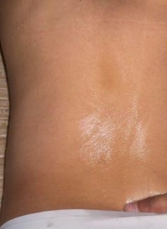 Vilayattu Passanga (sensual Massage) - Male escort in Chennai Photo 6 of 7