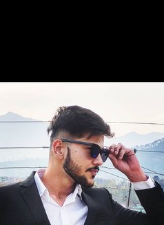 Villain - Acompañantes masculino in New Delhi Photo 6 of 12