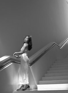 Viv a.k.a. Villanelle - escort in Singapore Photo 8 of 10
