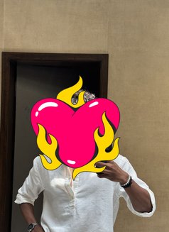Vihan (for mature couples & ladies) - Male escort in Colombo Photo 3 of 4
