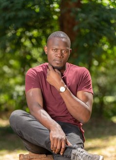 Vimoro - Male escort in Nairobi Photo 1 of 1