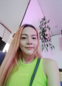 Vin - Transsexual escort in Manila Photo 2 of 2