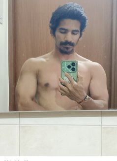 Vin - Acompañantes masculino in Pune Photo 2 of 5