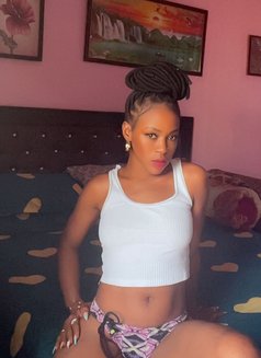 Queen New Arrival - Male escort in Noida Photo 2 of 5