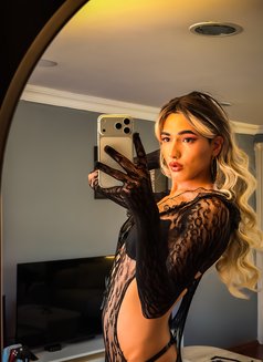 GooGoosha - Transsexual escort in İstanbul Photo 18 of 19
