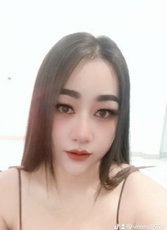 Vina Vina Lady Massage - Dominadora in Dubai Photo 3 of 4