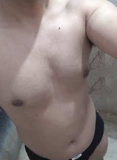 Vinay, Masseur | Slave | Pussy Licker - Male escort in New Delhi Photo 1 of 4