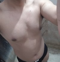 Vinay, Masseur | Slave | Pussy Licker - Male escort in New Delhi Photo 1 of 4