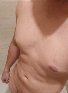Vinay - Acompañantes masculino in Kolkata Photo 1 of 3