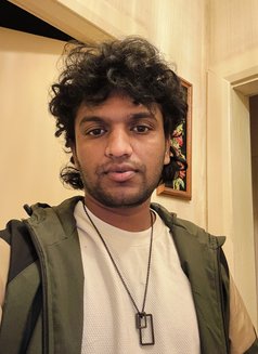 Vinay - Male escort in Sharjah Photo 4 of 4