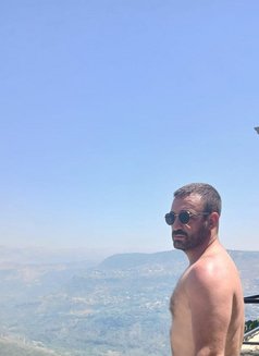 Vincetoplb - Male escort in Beirut Photo 5 of 6