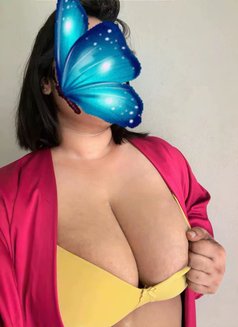 Vindy ( Escort & Cam ) - puta in Colombo Photo 2 of 5