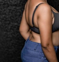 Vindy - escort in Colombo