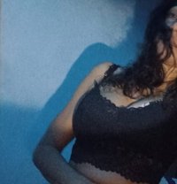 Vindy - escort in Colombo