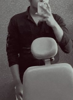 Vineeth - Male escort in Bangalore Photo 1 of 1