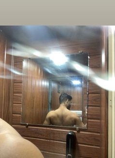 Viniiiii - Male escort in Mumbai Photo 2 of 3