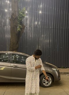 Viniiiii - Male escort in Mumbai Photo 5 of 5