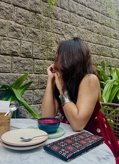 Vinita Independent callgirl - escort in Hyderabad Photo 1 of 1