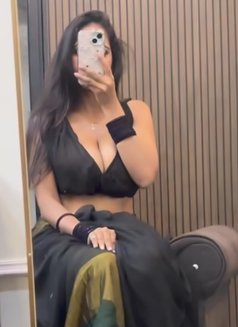 Vinita - escort in Mumbai Photo 1 of 3