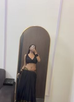 Vinita - escort in Mumbai Photo 2 of 3
