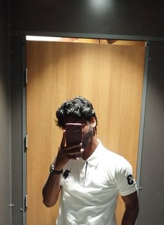 Vinith for VIP Cuck Cpls and Girls (FFM) - Male escort in Colombo Photo 10 of 10