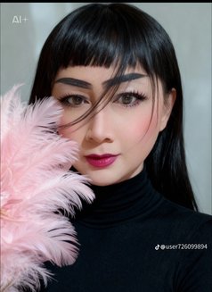 Vinny Ladyboy Professional Massage - Masajista in Al Sohar Photo 9 of 10