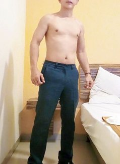 Vino Masseure - Male escort in Jakarta Photo 2 of 2