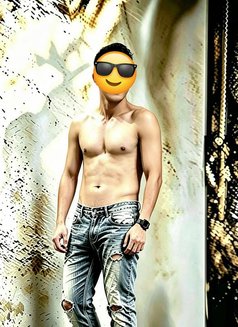 Vino Masseure - Acompañantes masculino in Jakarta Photo 5 of 5