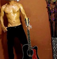 Vino Sensual Esc - Male escort in Jakarta