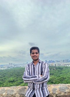 Vinod - Male escort in Pune Photo 7 of 7