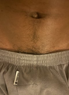 Tall Relaxing Gentleman - Male escort in Colombo Photo 6 of 6