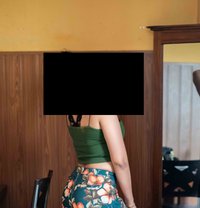 Vinoli - escort in Colombo