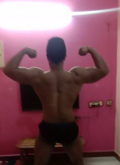 Vinoth - Acompañantes masculino in Chennai Photo 1 of 2