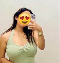 Vinusha for Cam and Real Meet - escort in Colombo
