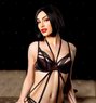 Viola Available With Popers - Transsexual escort in Al Manama Photo 5 of 7