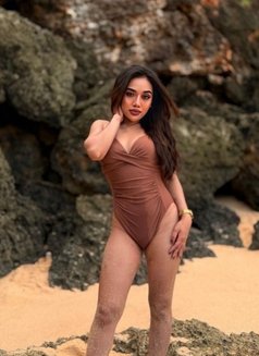 Viola Can Deeptroath and Squirt - puta in Bali Photo 10 of 28