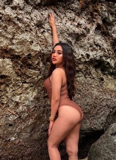 Viola Can Deeptroath and Squirt - puta in Bali Photo 11 of 28