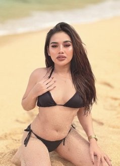 Viola Can Deeptroath and Squirt - puta in Bali Photo 27 of 28