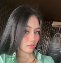 Viola Evitta lo - puta in Bali