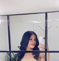 Viola - Transsexual companion in Bali