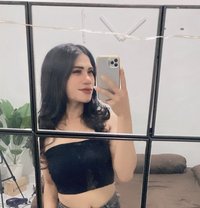 Viola - Transsexual companion in Bali