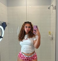 Violène - escort in Zagreb