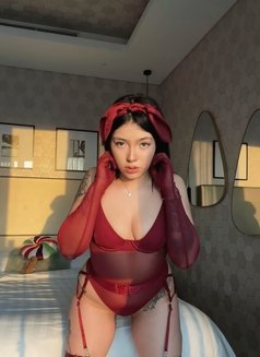 Violet♡ - escort in Dubai Photo 12 of 15