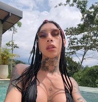 Violet - Acompañantes transexual in London