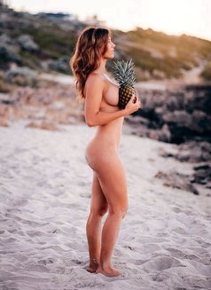 Violette Grace Fitness Model - escort in Singapore Photo 3 of 5