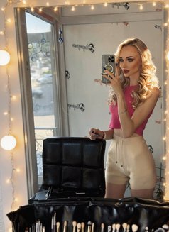 Violla - puta in Hong Kong Photo 3 of 6