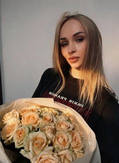 Violla - puta in Hong Kong Photo 4 of 6