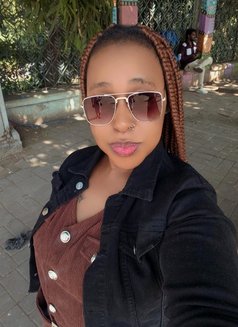 Vion - escort in Ahmedabad Photo 8 of 9