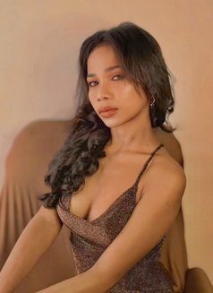 Viona - puta in Bali Photo 13 of 13