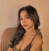 Viona - puta in Bali Photo 13 of 13